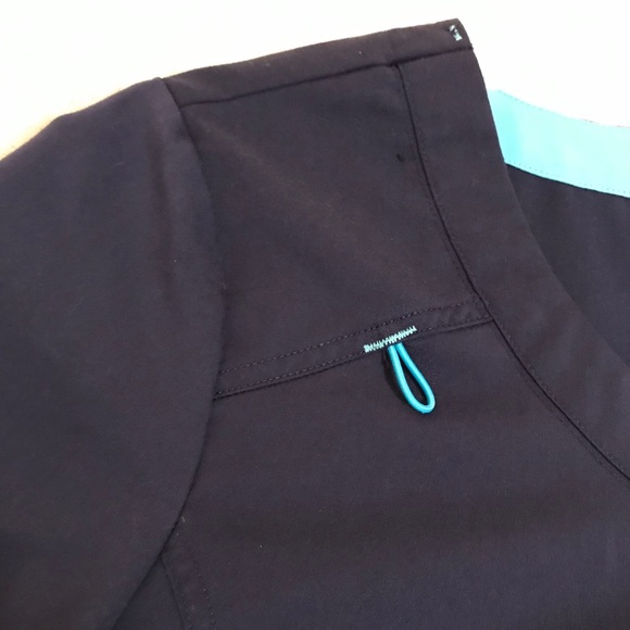 Scrub Top - Picture 2 of 6